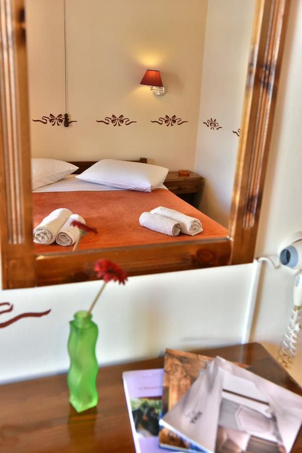 Guesthouse Corali Đảo Hydra Ngoại thất bức ảnh